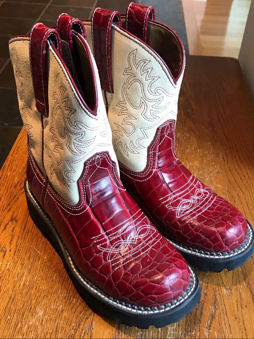 Ariat Fatbaby Croc-Embossed Red and Cream Western Ankle Boots